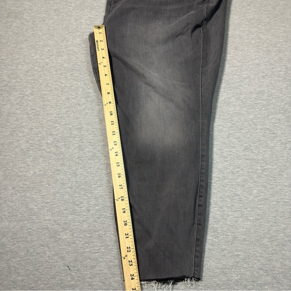 Torrid Bombshell Skinny Jeans Super Soft High Rise Size 24W Gray Wash NWT - Picture 10 of 12